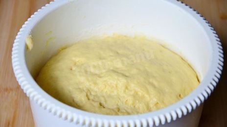 пасхальная булка с изюмом