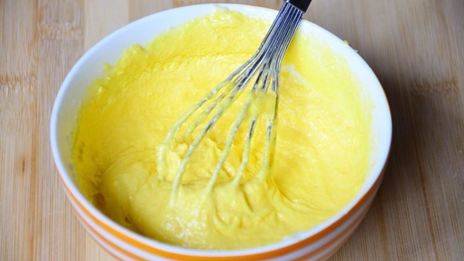 пасхальная булка с изюмом