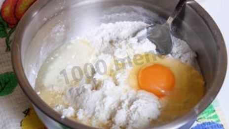 пасхальные булочки с кремом и абрикосами