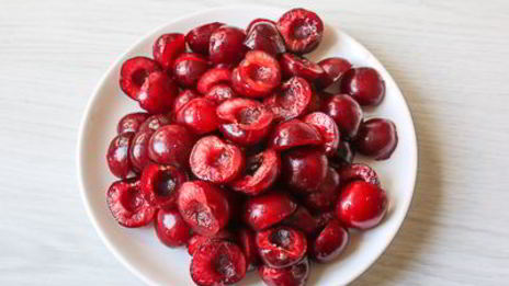 сметанно-сливочное желе с черешней