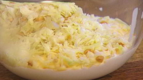 капустное суфле с сыром, орехами и горчицей