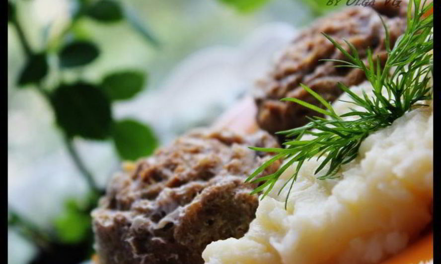 Рецепт мясного суфле с персиками