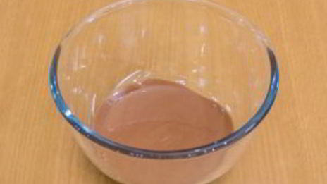 шоколадное суфле с вишневым соусом