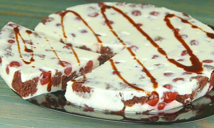 Рецепт торта-суфле с бисквитом и вишнями