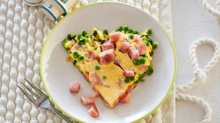 Яичное суфле с ветчиной в мультиварке