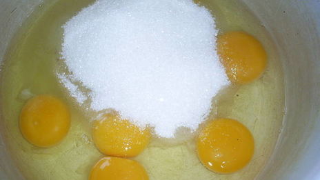 творожный торт-десерт с пьяными вишнями в стиле тирамису