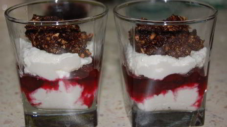 вишнево-творожный десерт