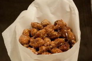 Жареный миндаль в сахаре