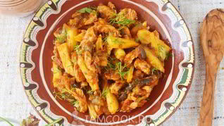 Азу из индейки на сковороде