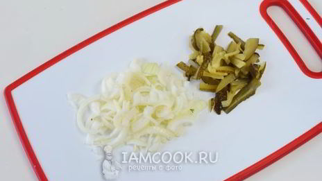 азу из индейки на сковороде