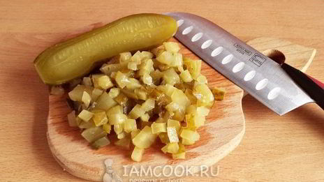 азу по-татарски в горшочках