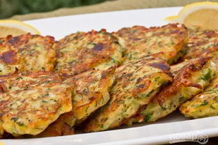 Драники с сыром и зеленым луком