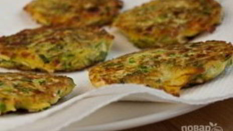 драники с сыром и зеленым луком