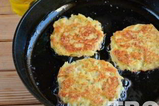 Драники с ветчиной с сырком