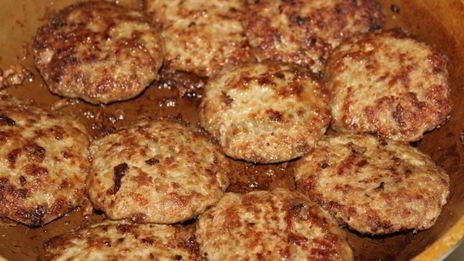 пирамидки веселые друзья драники с котлетами