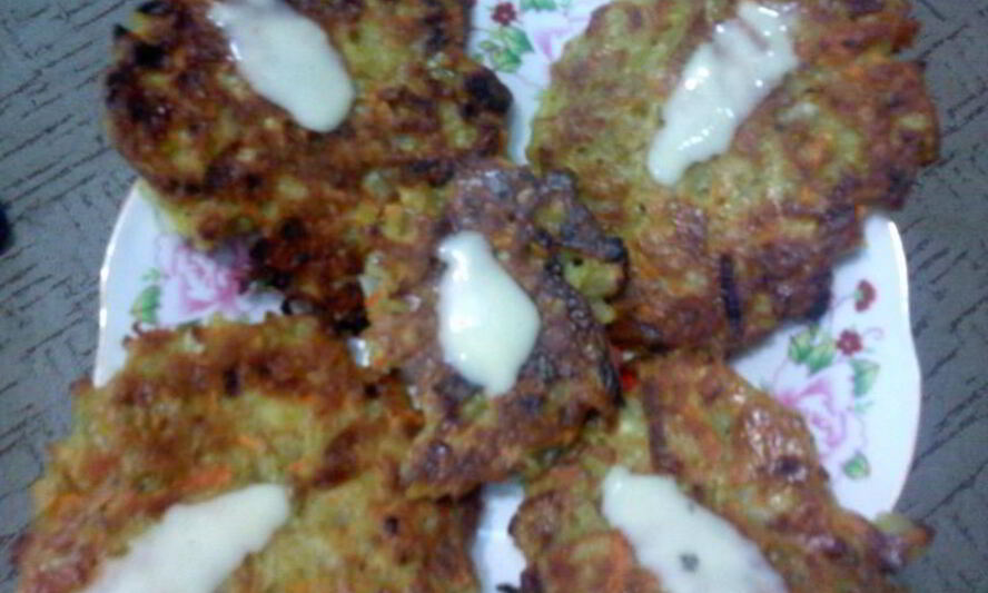 Рецепт постных драников с луком и морковкой