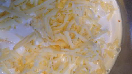 фестонате с фрикадельками в сливках и под сыром