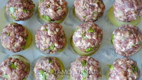 фрикадельки по-шведски под французским соусом