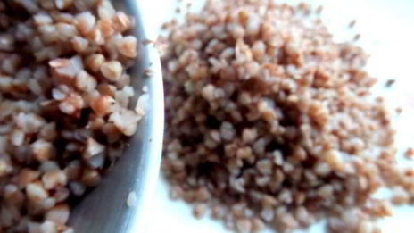 фрикадельки с гречкой