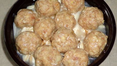 фрикадельки с картошкой в духовке