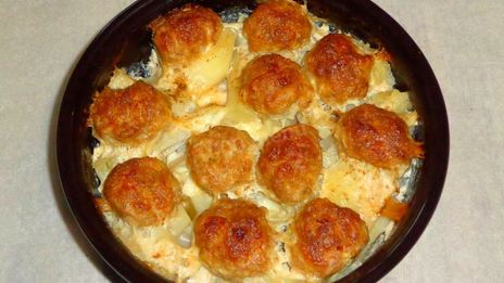 фрикадельки с картошкой в духовке