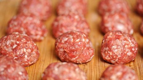 фрикадельки с подливкой