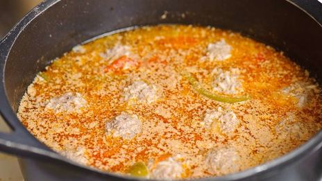 фрикадельки с подливкой