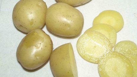 фрикадельки в картофельных сотах