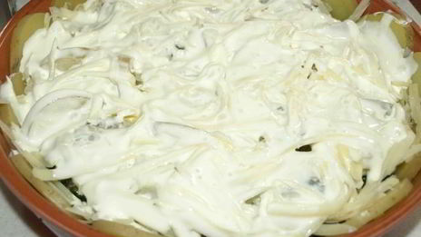 фрикадельки в картофельных сотах