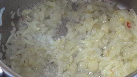 фрикадельки в луково-морковном соусе по-мадридски