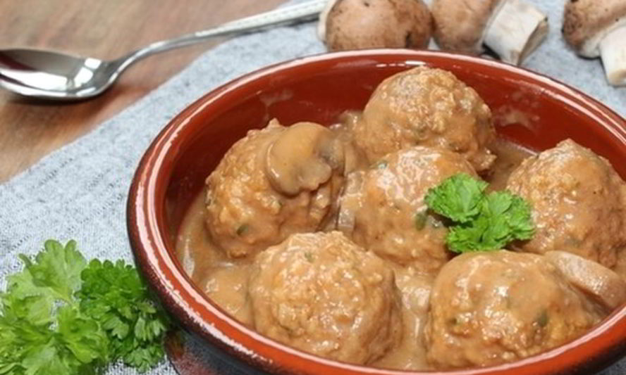 Рецепт фрикаделек в охотничьем соусе