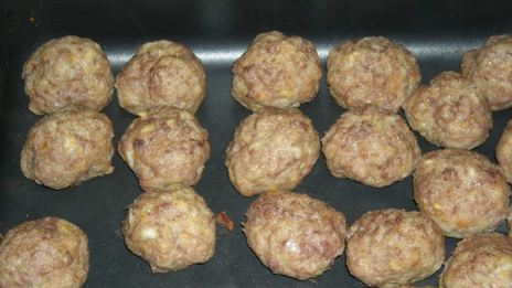 фрикадельки в томатном соусе