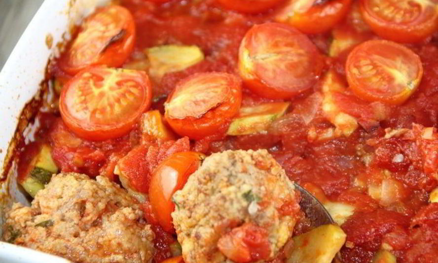 Рецепт фрикаделек, запеченных с овощами