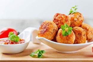 Куриные фрикадельки с луком-пореем