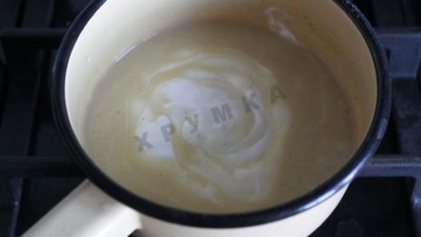 куриные фрикадельки в сметанном соусе