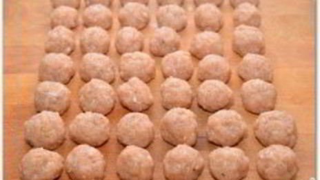 куриные фрикадельки в томатном соусе