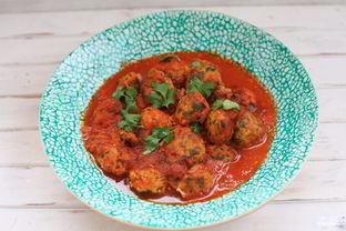 Рыбные фрикадельки в томатном соусе