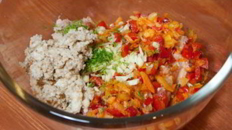 закусочные куриные фрикадельки в кунжуте