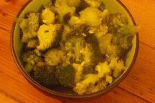 Гарнир из брокколи с чесноком