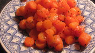 Гарнир из морковки в мультиварке