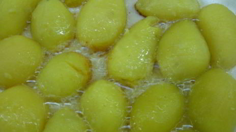 картофель с беконом и чесночком