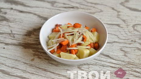 картофель с тыквой под сырным соусом