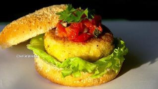 Картофельно-рыбные крокеты с томатной сальсой