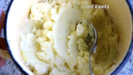 картофельно-рыбные крокеты с томатной сальсой