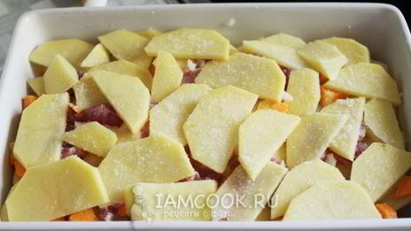 картошка с мясом слоями в духовке