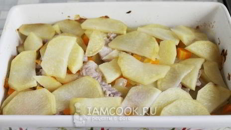 картошка с мясом слоями в духовке