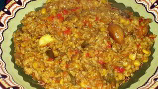 Коричневый рис с овощами