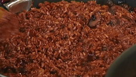 красный рис с барбарисом и фисташками