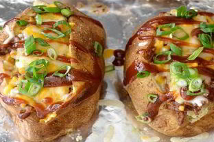 Печеный картофель в духовке