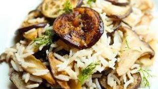 Рис с грибами вешенки и баклажанами